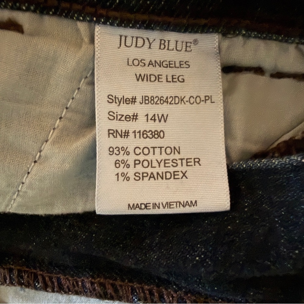 Judy Blue Denim Wide Leg Jean - Picture 4 of 4
